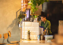 Value of Display Stands in Seasonal Cafes